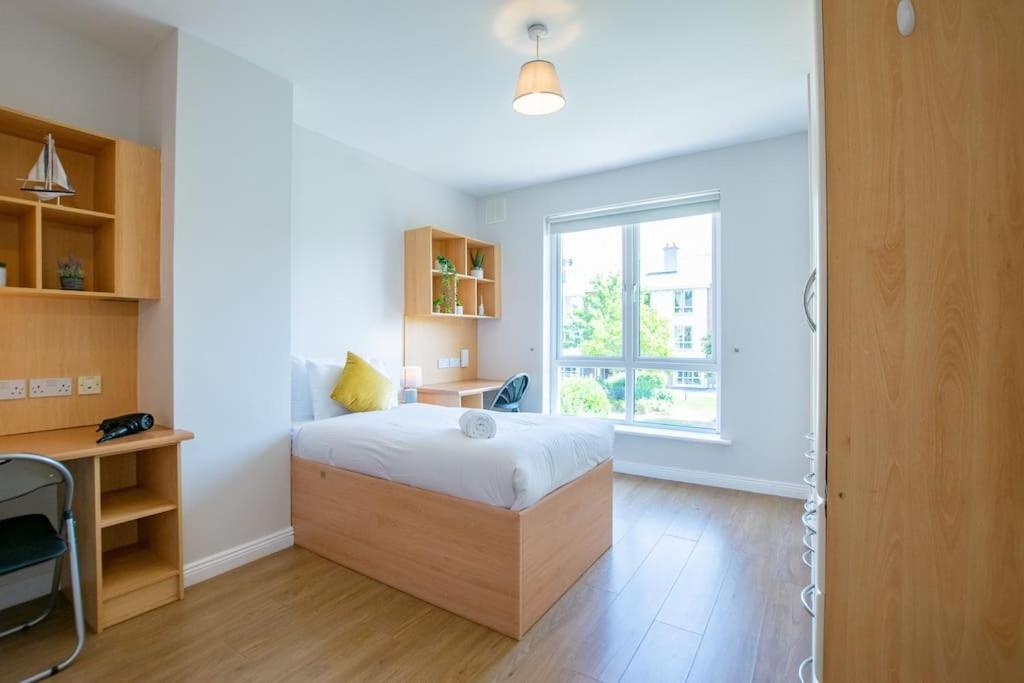 89 - Spacious Townhouse By Shortstays Casa vacanze Galway