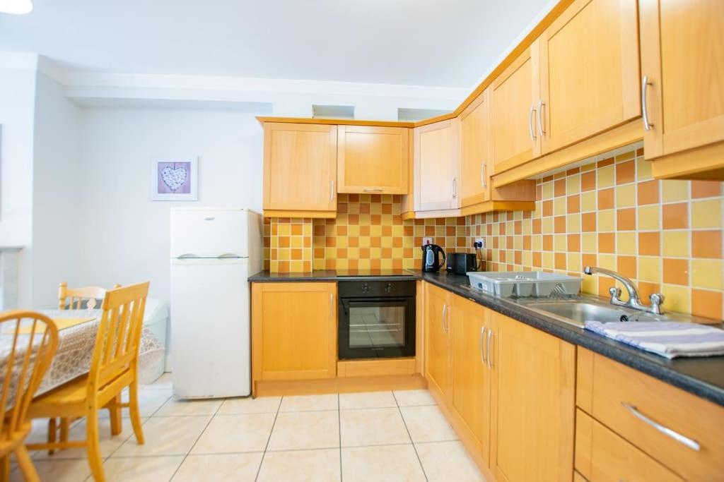 Casa vacanze 89 - Spacious Townhouse By Shortstays Galway